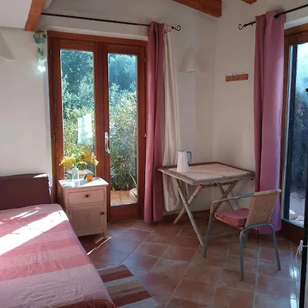 بيت للعطل Casa Mont'e Luna *