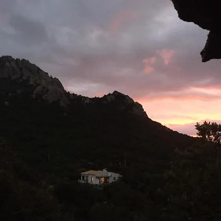 Casa Mont'e Luna 圣帕特雷拉